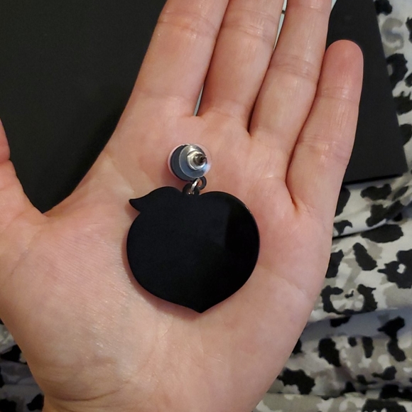 Peach earrings - Picture 5 of 5